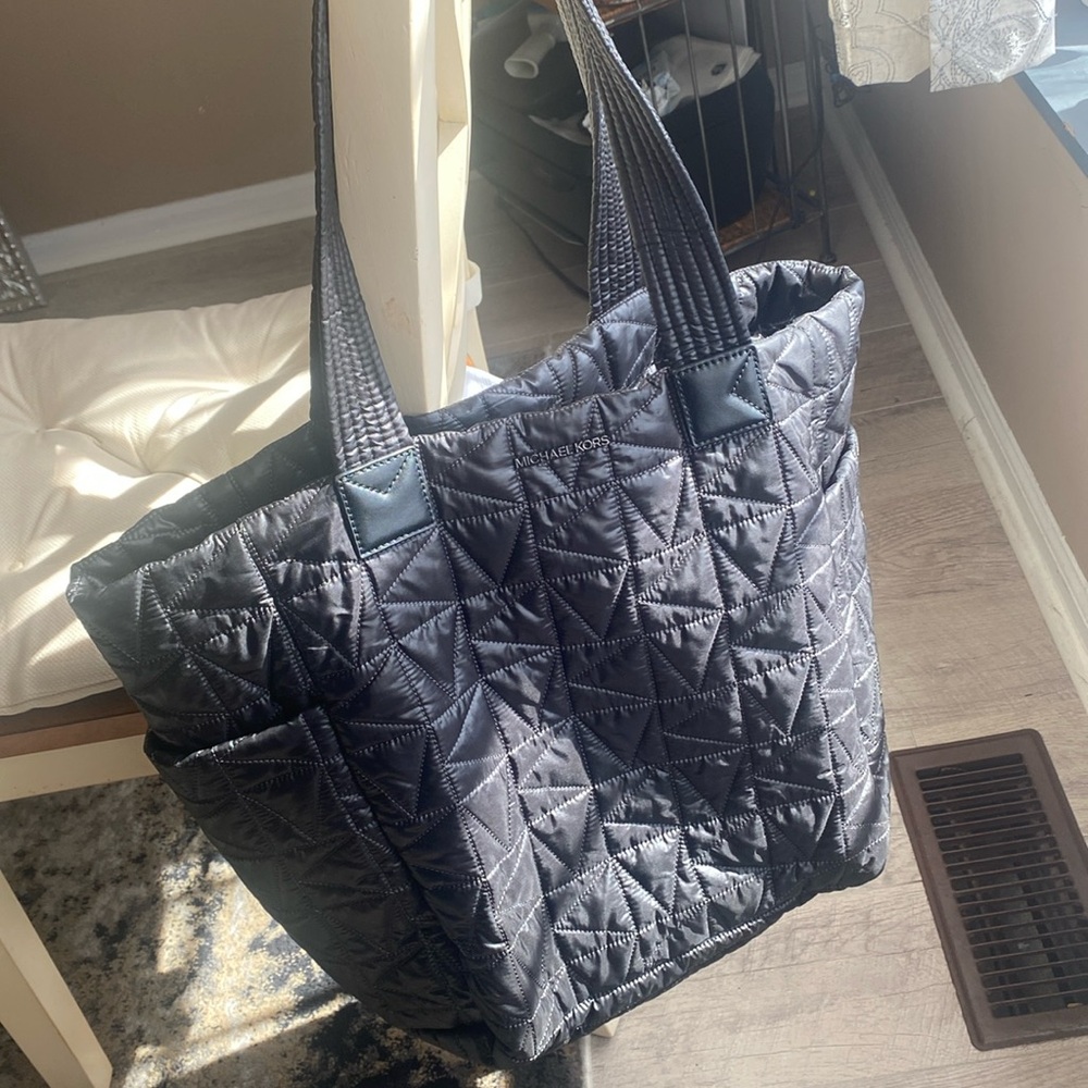 Michael Kors Tote